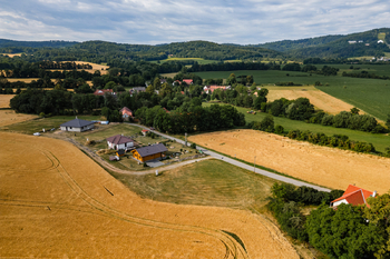 Prodej pozemku 1500 m², Sedlec-Prčice