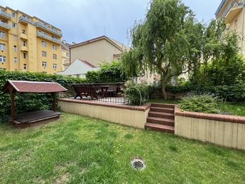 Prodej bytu 2+1 v osobním vlastnictví 57 m², Praha 7 - Holešovice