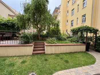 Prodej bytu 2+1 v osobním vlastnictví 57 m², Praha 7 - Holešovice