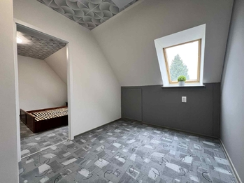 Pronájem bytu 4+1 v osobním vlastnictví 115 m², Lesní Hluboké