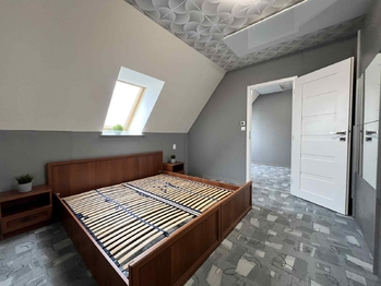Pronájem bytu 4+1 v osobním vlastnictví 115 m², Lesní Hluboké