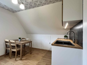 Pronájem bytu 4+1 v osobním vlastnictví 115 m², Lesní Hluboké