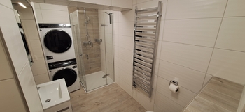 Koupelna s WC - Pronájem bytu 2+kk v osobním vlastnictví 52 m², Bučovice