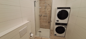 Koupelna s WC - Pronájem bytu 2+1 v osobním vlastnictví 62 m², Bučovice