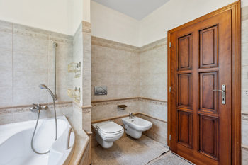 Prodej bytu 4+1 v osobním vlastnictví 130 m², Karlovy Vary