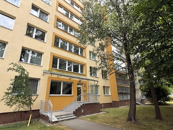 Prodej bytu 3+1 v osobním vlastnictví 74 m², Praha 9 - Střížkov