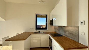 Pronájem bytu 1+kk v osobním vlastnictví 32 m², Modřice
