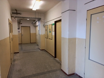 Chodba ke skladu. - Pronájem skladovacích prostor 18 m², Tábor