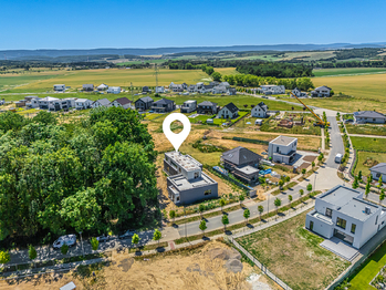 Prodej domu 378 m², Vysoký Újezd