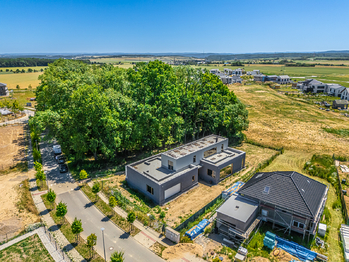 Prodej domu 378 m², Vysoký Újezd