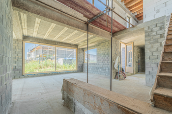 Prodej domu 378 m², Vysoký Újezd