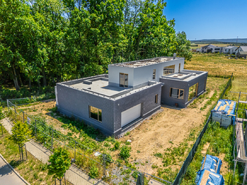 Prodej domu 378 m², Vysoký Újezd