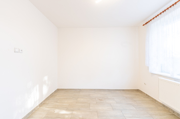 Prodej bytu 3+1 v osobním vlastnictví 80 m², Pohořelice