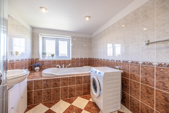 Prodej domu 181 m², Praha 4 - Kunratice