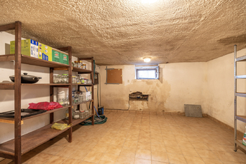 část sklepního prostoru - Prodej domu 181 m², Praha 4 - Kunratice