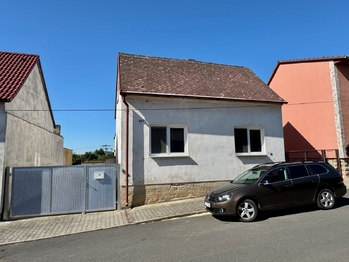 Pohled z ulice - Prodej domu 155 m², Kryry 