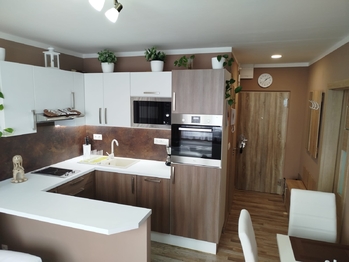 Prodej bytu 2+1 v osobním vlastnictví 61 m², Karlovy Vary