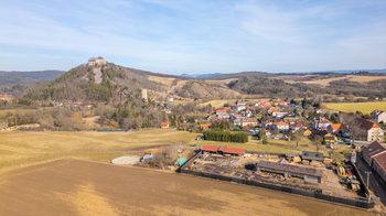 Pronájem pozemku 5000 m², Točník