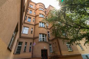 Pronájem bytu 2+1 v osobním vlastnictví 64 m², Praha 6 - Bubeneč