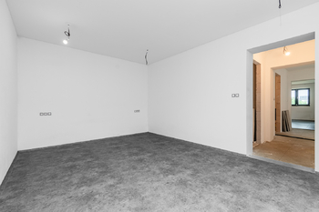 Prodej domu 80 m², Křenice