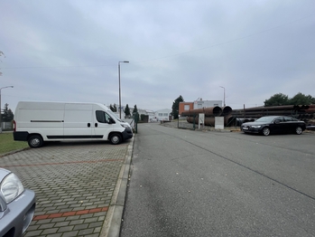 Prodej výrobních prostor 729 m², Zlín