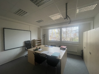 Prodej výrobních prostor 729 m², Zlín