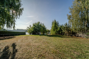 Prodej pozemku 1278 m², Sadská