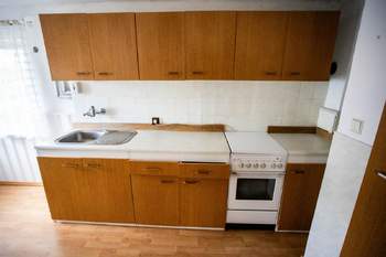 Kuchyňská linka - Prodej chaty / chalupy 67 m², Jesenice