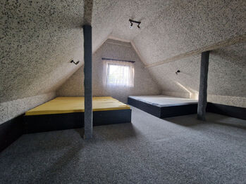 ložnice - podkroví - Prodej chaty / chalupy 67 m², Jesenice
