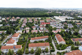 Prodej domu 302 m², Praha 9 - Dolní Počernice