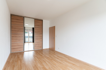 Prodej bytu 2+kk v osobním vlastnictví 60 m², Praha 10 - Záběhlice