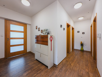 Prodej domu 195 m², Dolní Přím