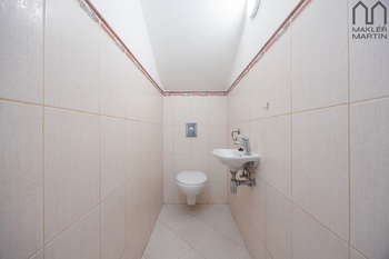 Prodej domu 195 m², Doubravčice