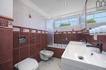 Prodej domu 195 m², Doubravčice