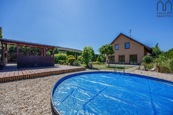 Prodej domu 195 m², Doubravčice