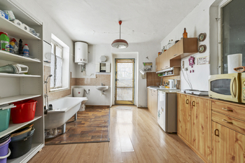 Prodej domu 300 m², Trutnov