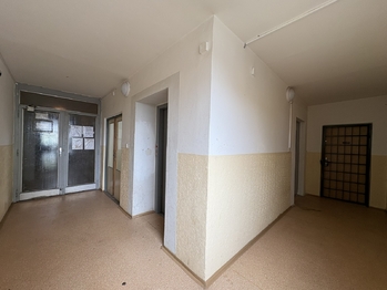 Prodej bytu 2+1 v osobním vlastnictví 62 m², Chomutov