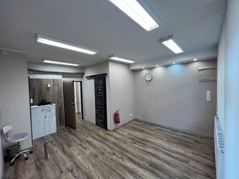 Pronájem obchodních prostor 35 m², Duchcov