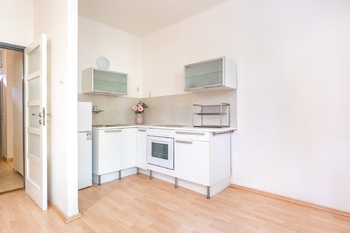Kuchyňský kout - Prodej bytu 1+1 v družstevním vlastnictví 48 m², Praha 4 - Krč