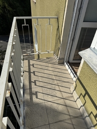 balkon - Pronájem bytu 2+1 v osobním vlastnictví 66 m², Praha 5 - Hlubočepy