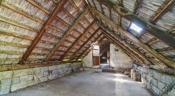 Půda s velkým potenciálem - Prodej domu 210 m², Bohuslavice u Zlína