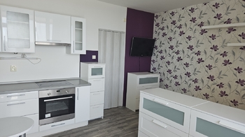 Pronájem bytu 1+kk v osobním vlastnictví 30 m², Praha 4 - Kamýk