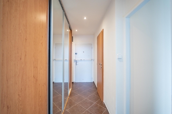 Prodej bytu 2+kk v osobním vlastnictví 43 m², Praha 5 - Stodůlky