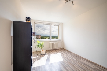 Prodej bytu 2+kk v osobním vlastnictví 43 m², Praha 5 - Stodůlky