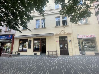 Pronájem bytu 2+1 v osobním vlastnictví 48 m², Praha 10 - Vršovice