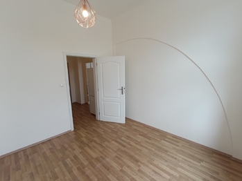 Pronájem bytu 2+1 v osobním vlastnictví 48 m², Praha 10 - Vršovice