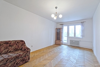 obývací pokoj - Prodej bytu 2+1 v osobním vlastnictví 56 m², Praha 10 - Záběhlice 