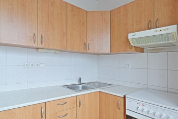 kuchyň - Prodej bytu 2+1 v osobním vlastnictví 56 m², Praha 10 - Záběhlice