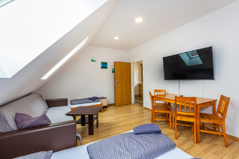 Prodej domu 109 m², Opolany