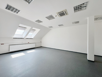 Pronájem kancelářských prostor 40 m², Písek